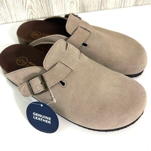 NEW! LEATHER White Mountain Clogs Mules Slip On Shoes NWT Size 8 Beige